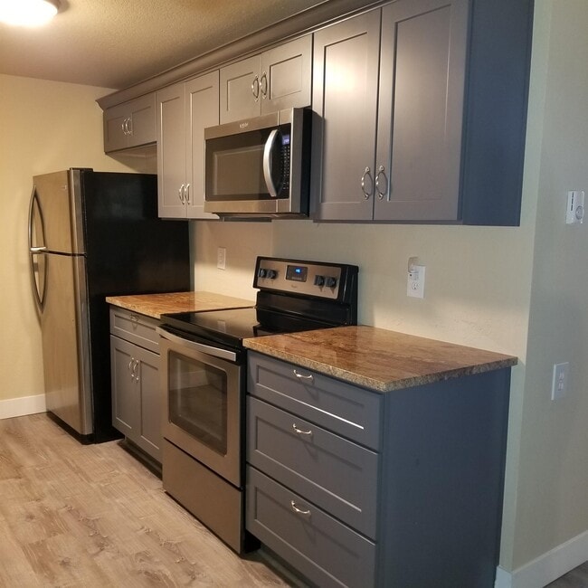 Photo - 9917 Holly Dr