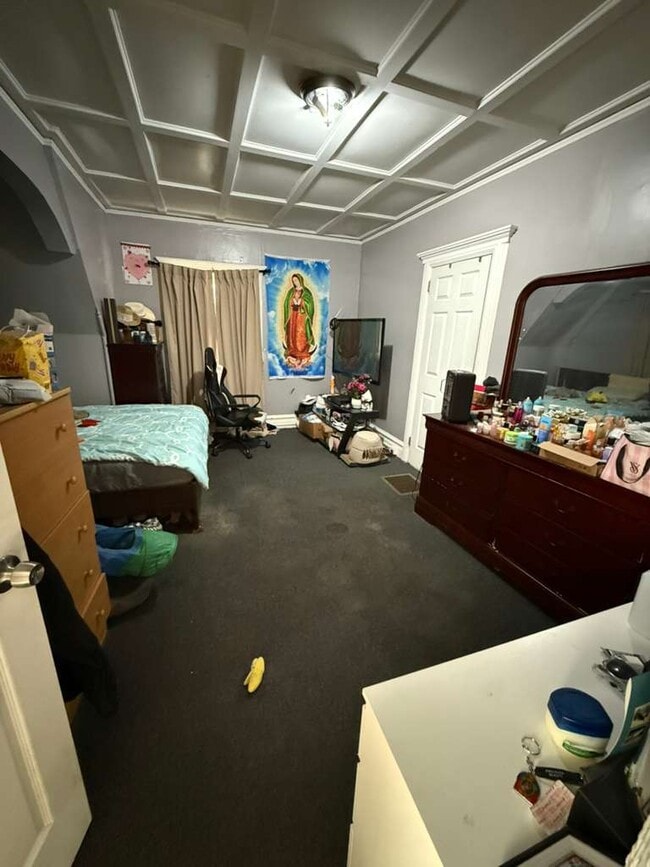 Bedroom#1 - 681 E 28th St Unit 2