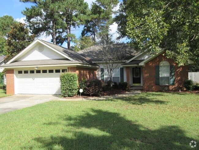 Building Photo - 3 Bedroom Home in Chapelwood