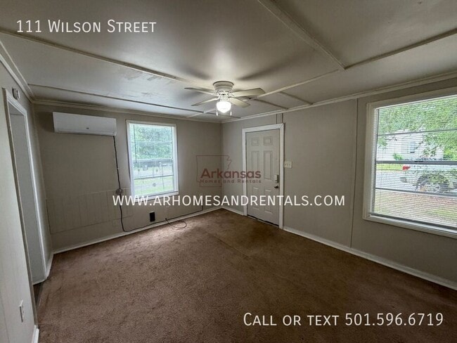 Photo - 111 Wilson St