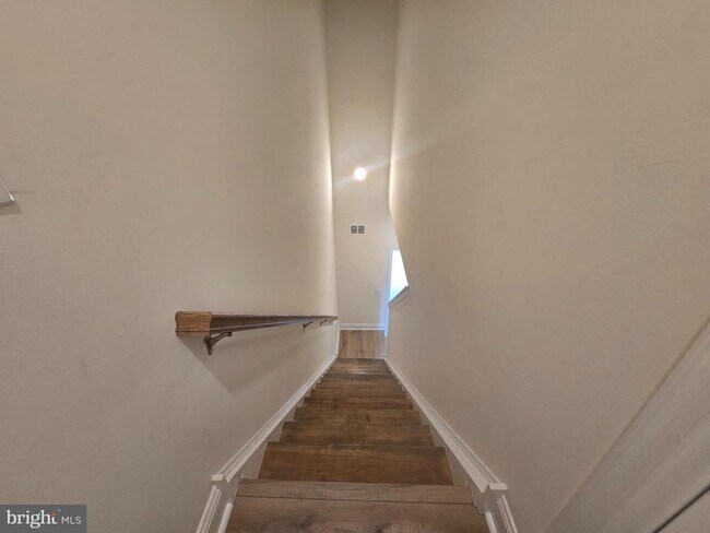 Building Photo - 2139 N 9th St Unit 2 Rental