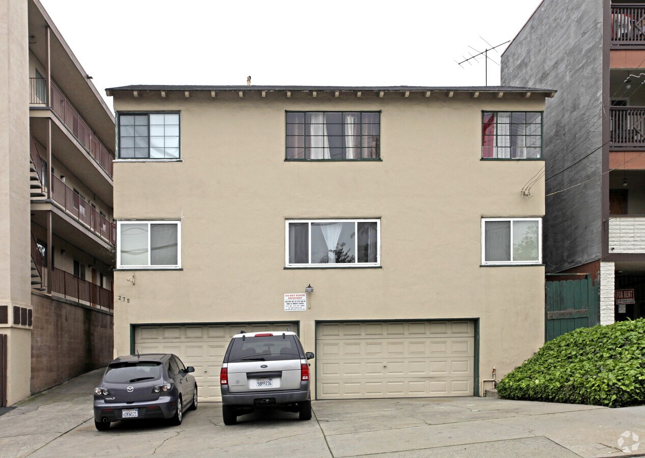 Photo - 275 MacArthur Blvd