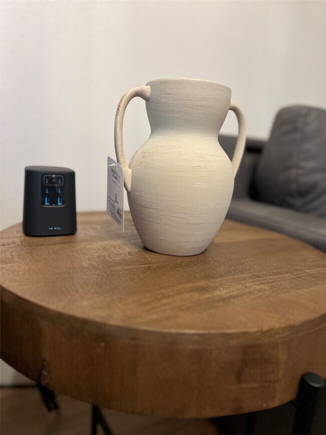 Photo - 3201 Westridge St