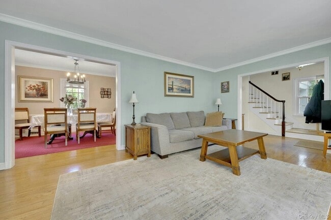 Photo - 29 Deerfield Ave