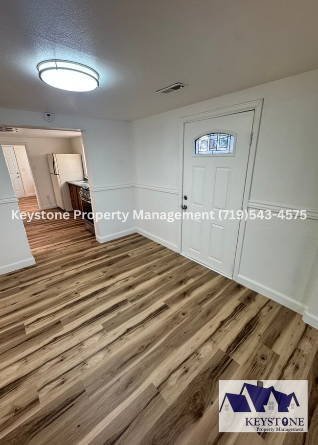 Photo - Fully Renovated Home 5 bedrooms/2 Bathrooms $1550/$1550