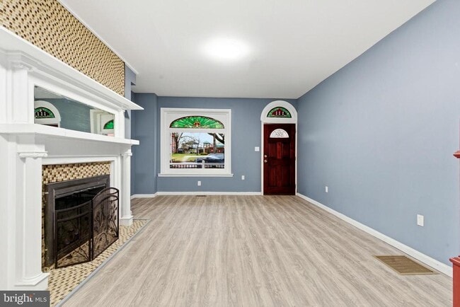 Photo - 111 Hanover Dr