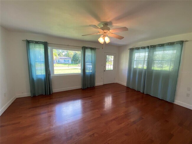 Photo - 414 S Scott Ave