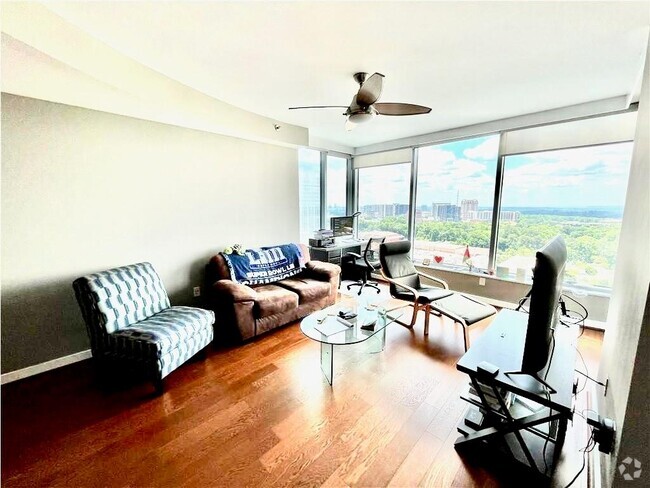 Building Photo - 3338 Peachtree Rd NE Unit 2608 Rental