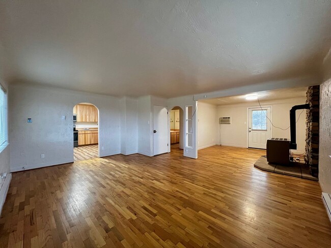 Photo - 261 Wilcox Rd