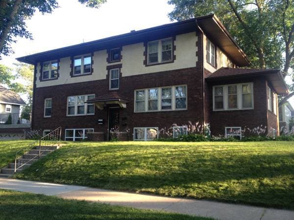 Building - 1643 Berkeley Ave