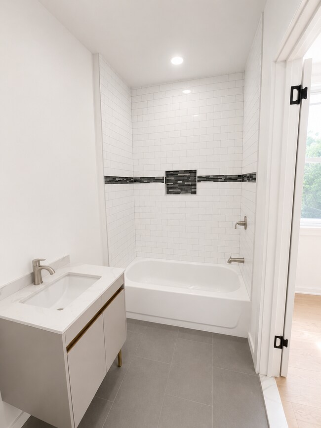 Photo - 856 N 22nd St Unit 3R