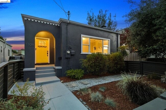Photo - 1108 Dwight Way