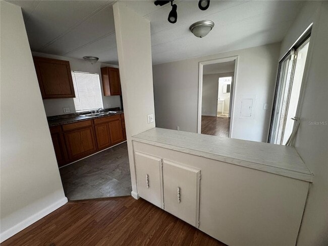 Photo - 1001 NE 77th St