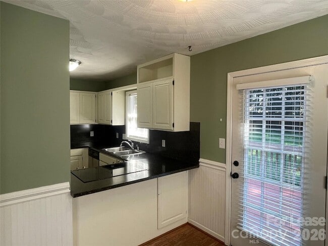 Photo - 23 44th Ave Pl NE