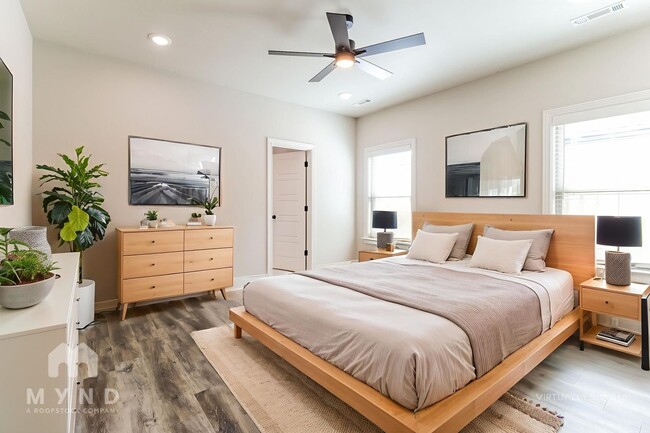 Photo - 1051 Pebble Pass