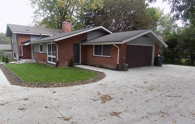 Photo - 3350 Adams Rd