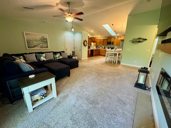 Photo - 4102 Creek Hill Dr Unit 4102