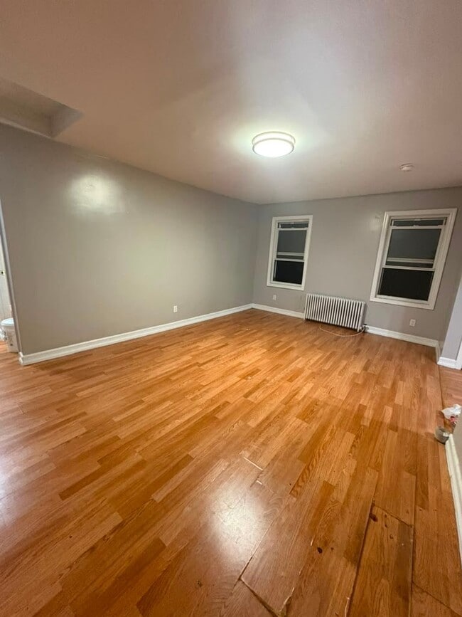 Photo - 107 N High St Unit Apt 3