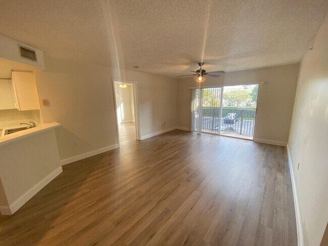 Photo - 4155 N Haverhill Rd Unit 1415