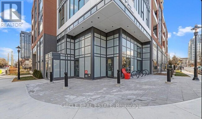 Photo - 2088 James St Unit 1101