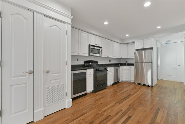 Photo - 12 Tuckerman St Apartment Unit 1