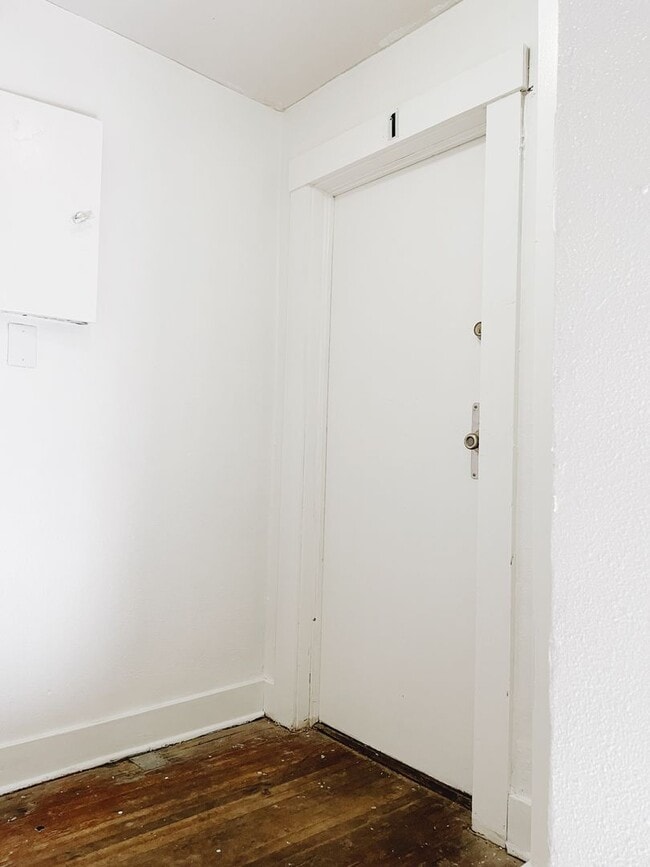 Photo - 112 N Plum St Unidad #1