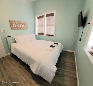 Photo - 208 Woody Hewett Ave