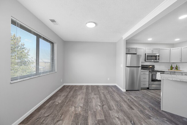 Skyridge Apartment Homes