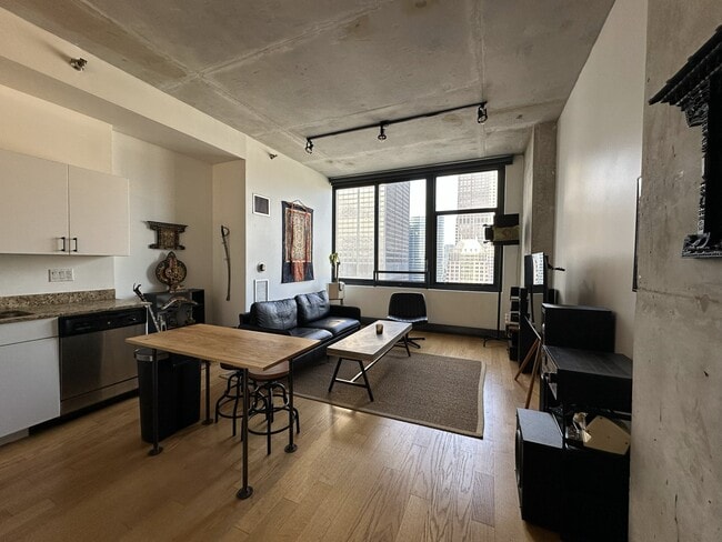 Photo - 235 W Van Buren St Unit 4420