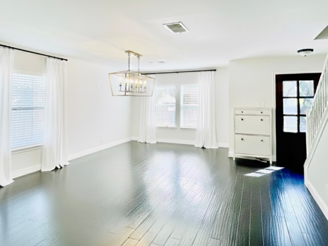 Photo - 2127 Encanto Ridge
