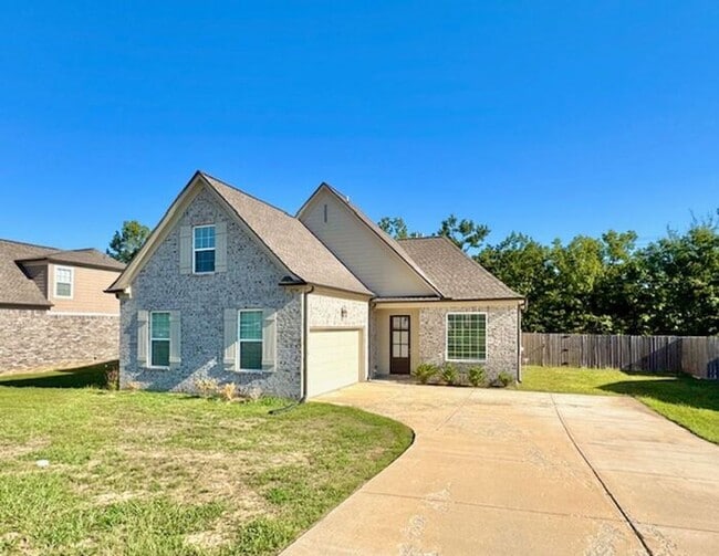 Photo - Now Leasing a 4-Bedroom 2.5 Bath In Olive ...