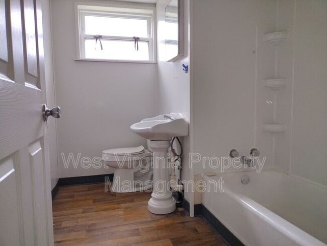 Photo - 335 Little Vine Dr Unit Apt. B