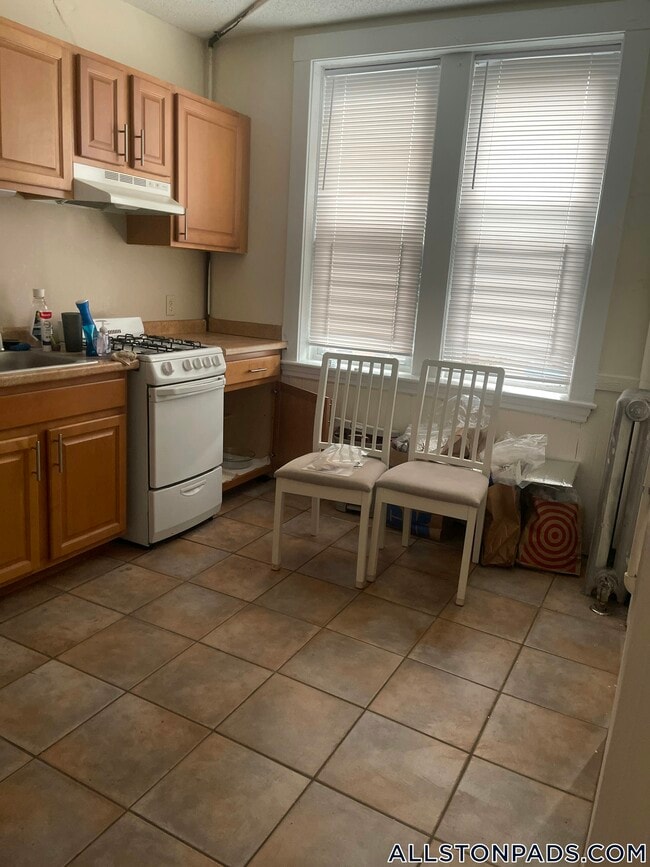 520 Cambridge St Unit 3A