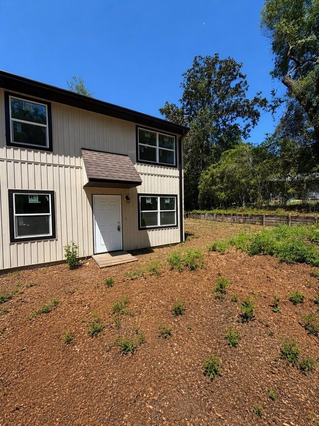 Building Photo - 4176 Brewster Rd