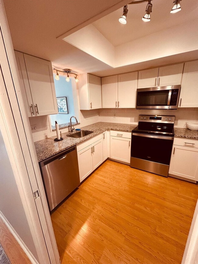 Photo - 2050 Oleander Blvd Unit 703