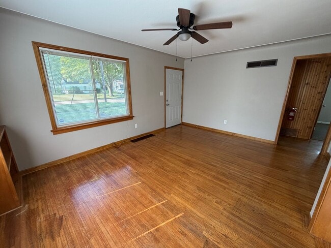 Photo - Two Bedroom Ranch for Rent
