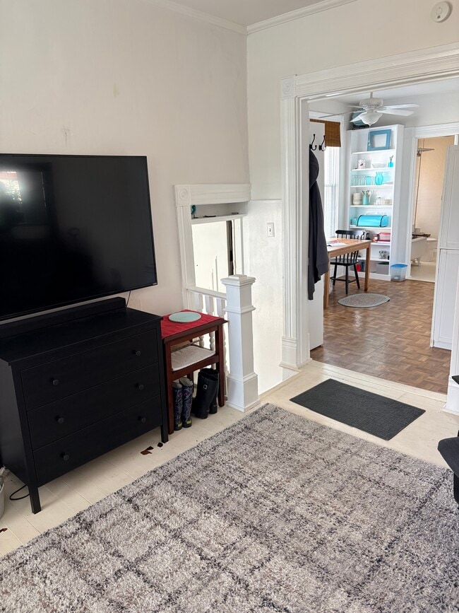 Photo - 20 S Miami St Unit Upstairs apartment
