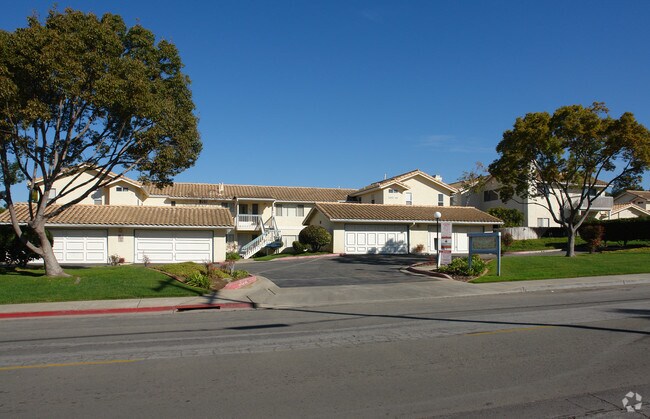 Photo - Vista Palomar Apartments