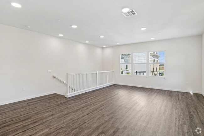 3BR, 2.5BA - 1,828SF - Living Room - Mayfair 2