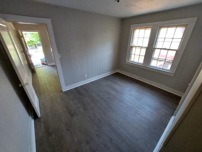 Photo - 1411 Underwood Ave