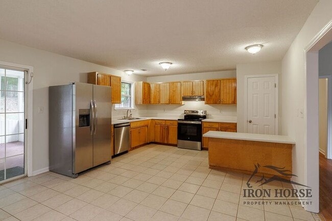 Photo - 335 Oak Meadows Dr
