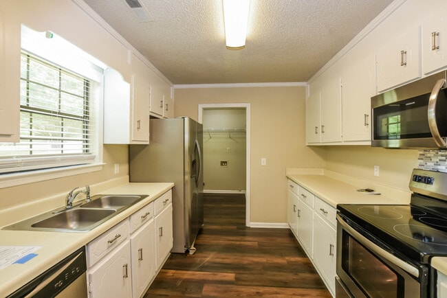 Photo - 14155 Creek Hill