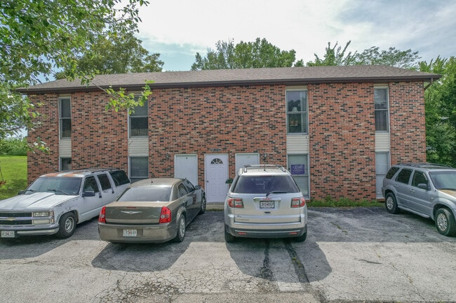 Building Photo - 115 Traci Dr Unit 11