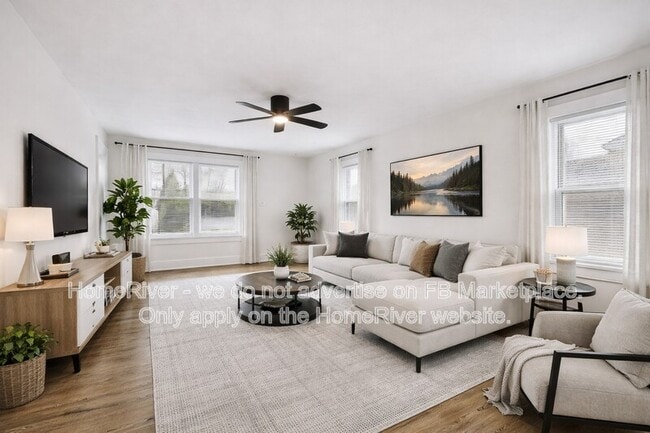 Photo - 289 Hilton Ave