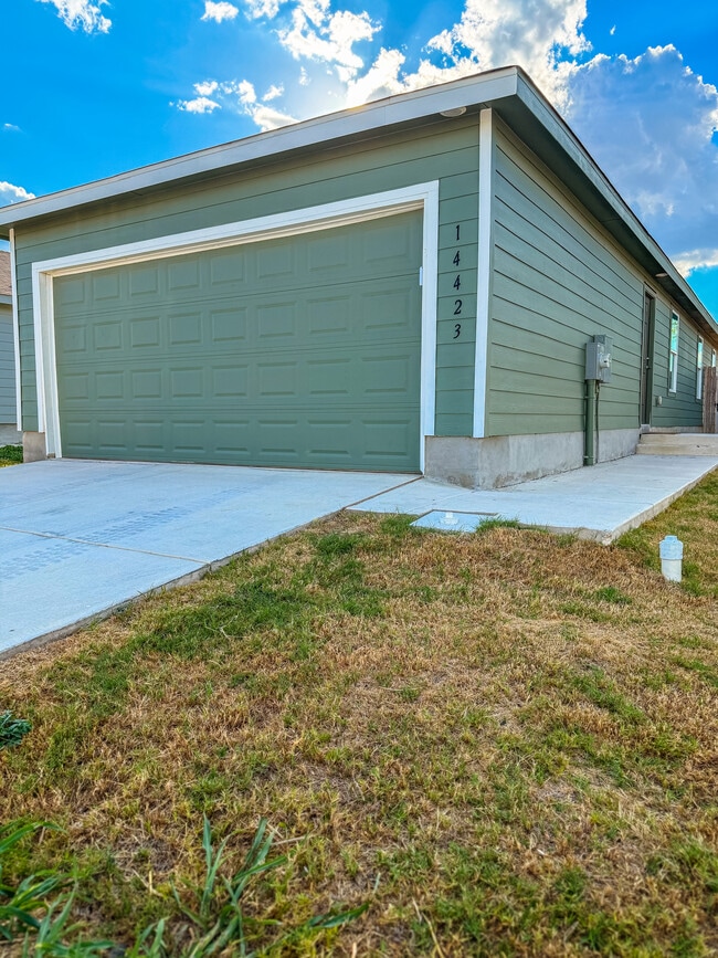 Building Photo - 14423 Alluvium Crk Rental