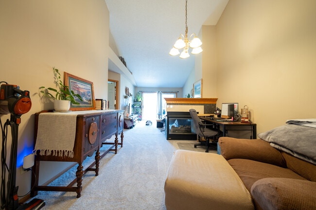 Photo - 8772 Coburn Ct