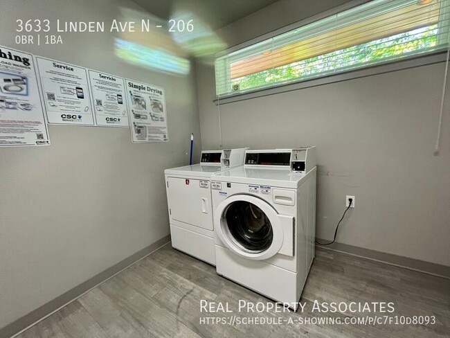 Photo - 3633 Linden Ave N