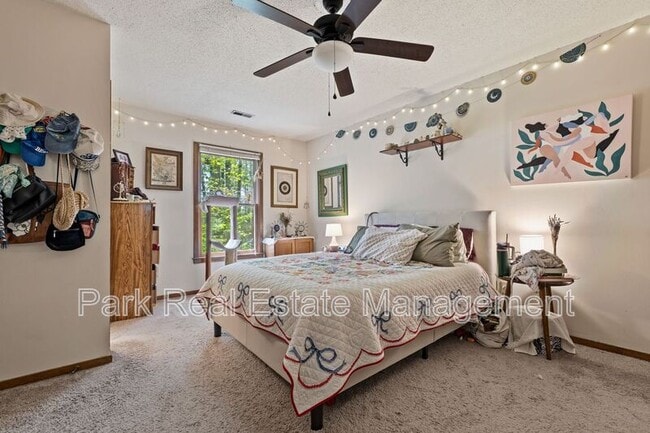 Photo - 116 Lantern Way