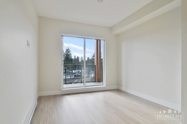 Photo - Gorgeous 1 Bedroom Condo at Scott & Nicholson – Sunshine Hills, North Delta Unit B417