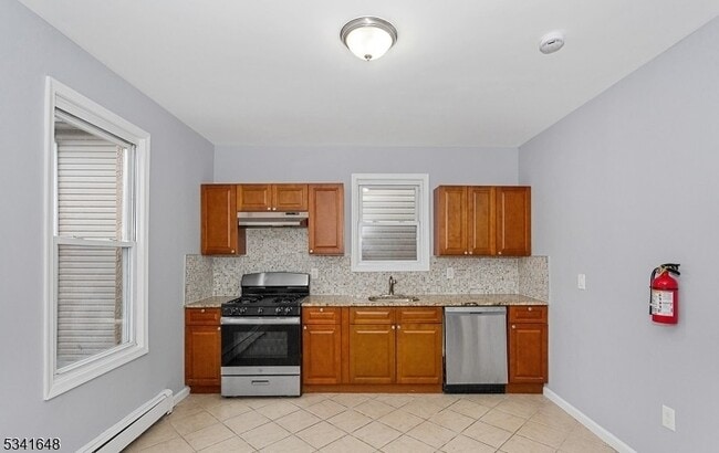 Photo - 42 Rowland St Unit 2